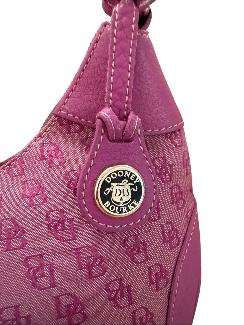 Dooney & Bourke Vintage Y2K Shoulder Baguette Hobo